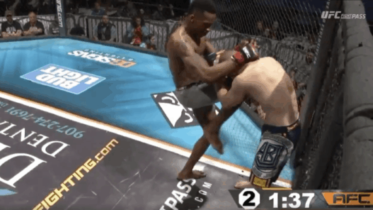 AFC 129 - Jarel Askew explose Charlie Johnson