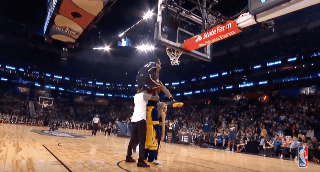 Glenn Robinson III remporte le concours de dunks