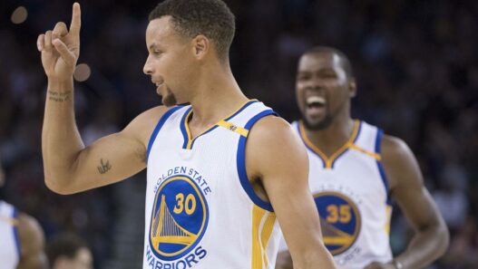 Record NBA – les Warriors sont déjà qualifiés pour les playoffs