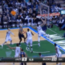 Gordon Hayward démolit Giannis Antetokounmpo : poster et staredown