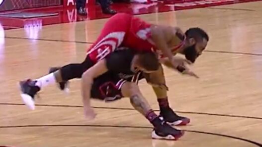 James Harden, le filou magnifique contre les Chicago Bulls