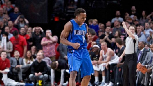 Yogi Ferrell va signer un contrat de 2 ans avec les Mavs