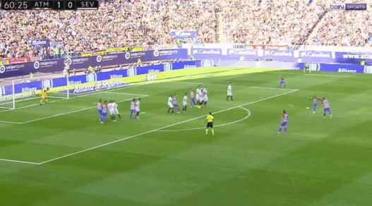 Antoine Griezmann marque sur un magnifique coup franc pour l’Atletico !