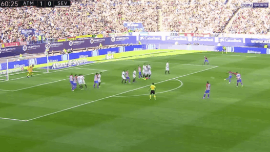 Antoine Griezmann marque sur un magnifique coup franc pour l’Atletico !