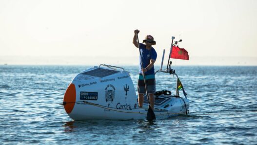 Chris Bertish traverse l’Océan Atlantique en stand up paddle