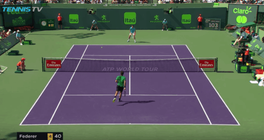 L’amorti génial de Roger Federer qui laisse Tomas Berdych sur place