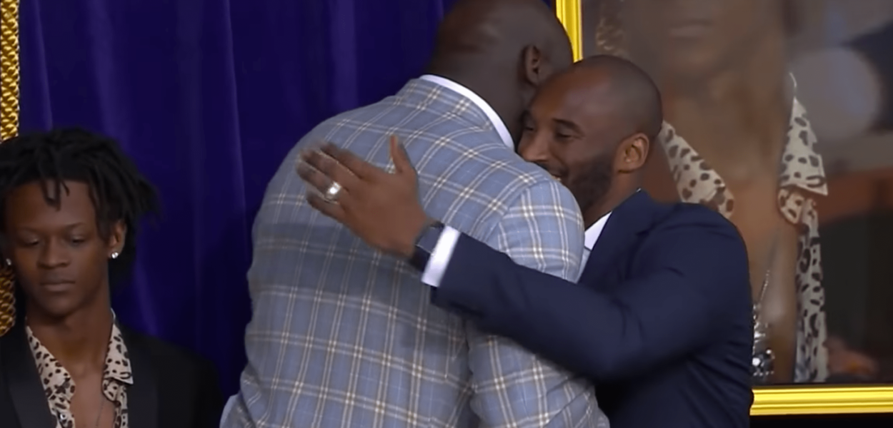 Shaquille O’Neal et son hommage à Kobe Bryant lors de l’inauguration de sa statue