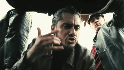 Là Gamin - Deen Burbigo s’ambiance façon Guy Ritchie