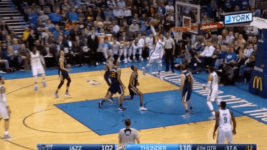 Russell Westbrook dépasse Wilt Chamberlain et rentre un peu plus dans l’histoire