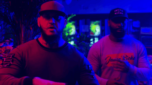 Seth Gueko et Kaaris font un concours de punchlines sur C'est Pas Pareil (Remix)