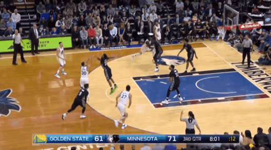 Stephen Curry dépasse son père Dell Curry au scoring