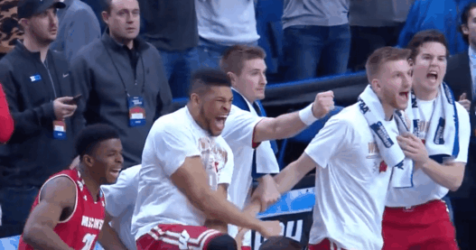Villanova, champion en titre et numéro 1, éliminé par Wisconsin après un match fou