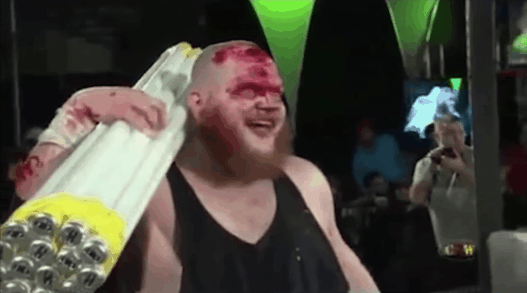 Dans l’enfer du Death Match Wrestling avec Matt "Bulldozer” Tremont