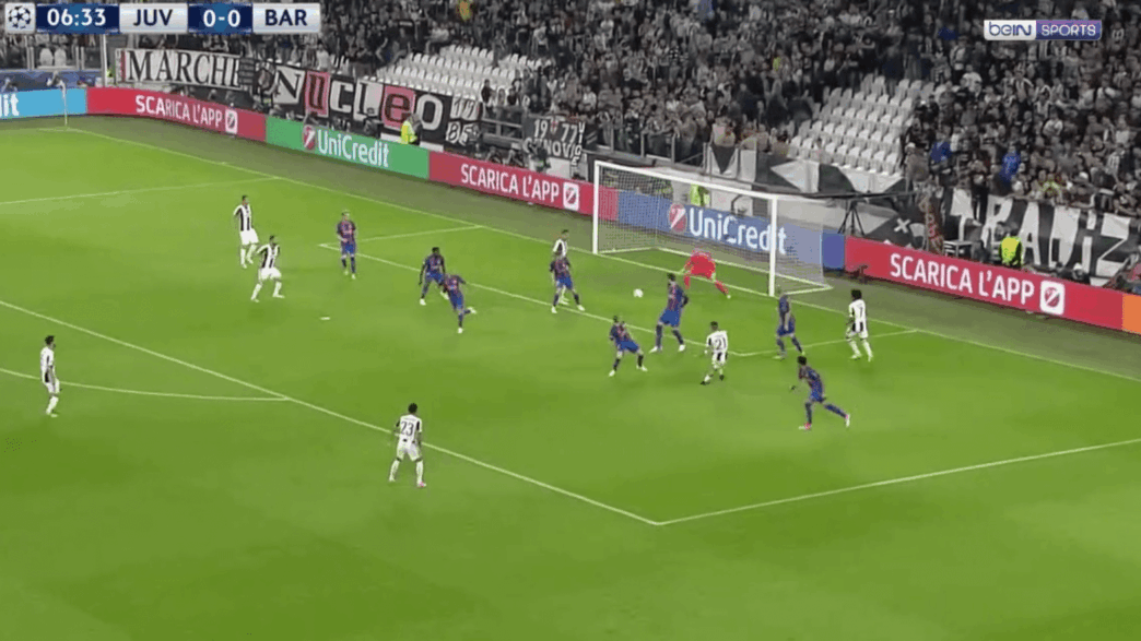 Dybala ouvre le score pour la Juventus contre le Barça