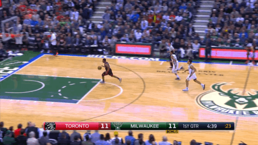 Le sauvetage illégal de Giannis Antetokounmpo sur le lay-up de Kyle Lowry