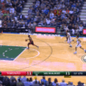 Le sauvetage illégal de Giannis Antetokounmpo sur le lay-up de Kyle Lowry