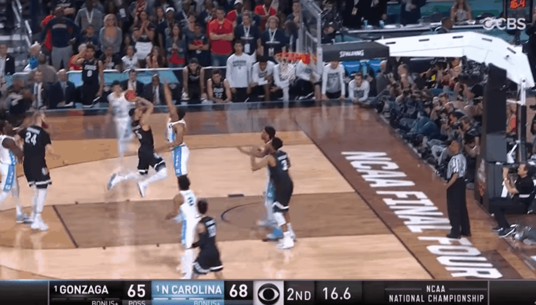 Gonzaga vs. North Carolina - Le contre Kennedy Meeks