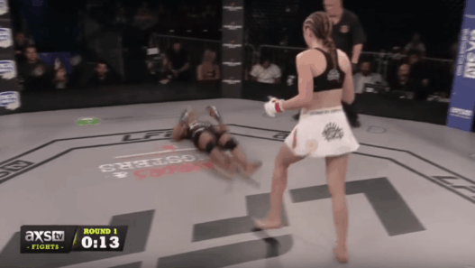 Le KO féminin de l’année entre Sabina Mazo et Jamie Thorton