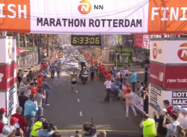 Le superbe hommage rendu à la dernière du marathon de Rotterdam