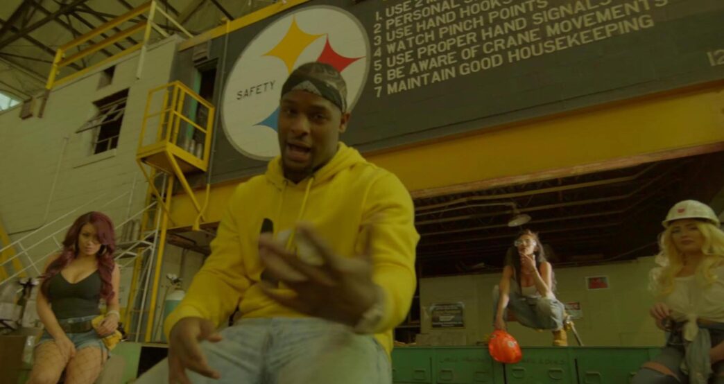 Machine - Le’Veon Bell des Steelers sort un premier clip