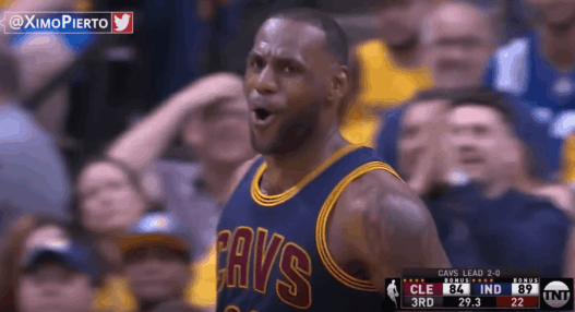 Les deux trois-points de suite de LeBron James lors du comeback des Cavs