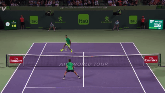 Nick Kyrgios a refait le coup entre les jambes contre Roger Federer