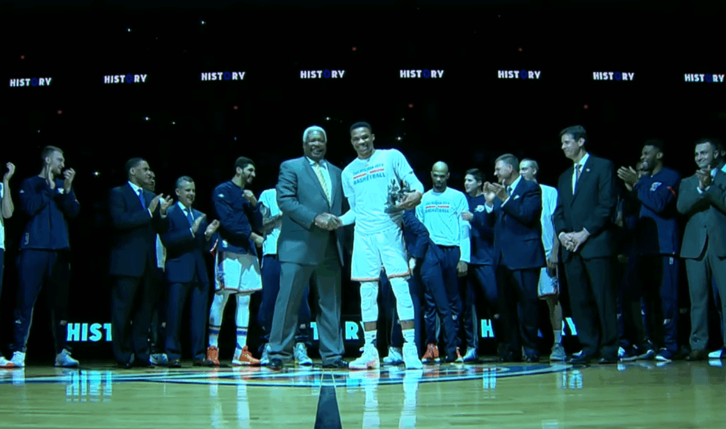 Oscar Robertson présent à OKC pour rendre hommage à Westbrook