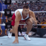Rob Gronkowski arrive à WrestleMania et fait le ménage !