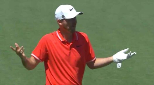 Russell Henley réussit le "slam-dunk" et démonte littéralement le trou n°5