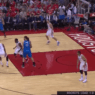 La très grosse action de Russell Westbrook contre toute la défense des Rockets