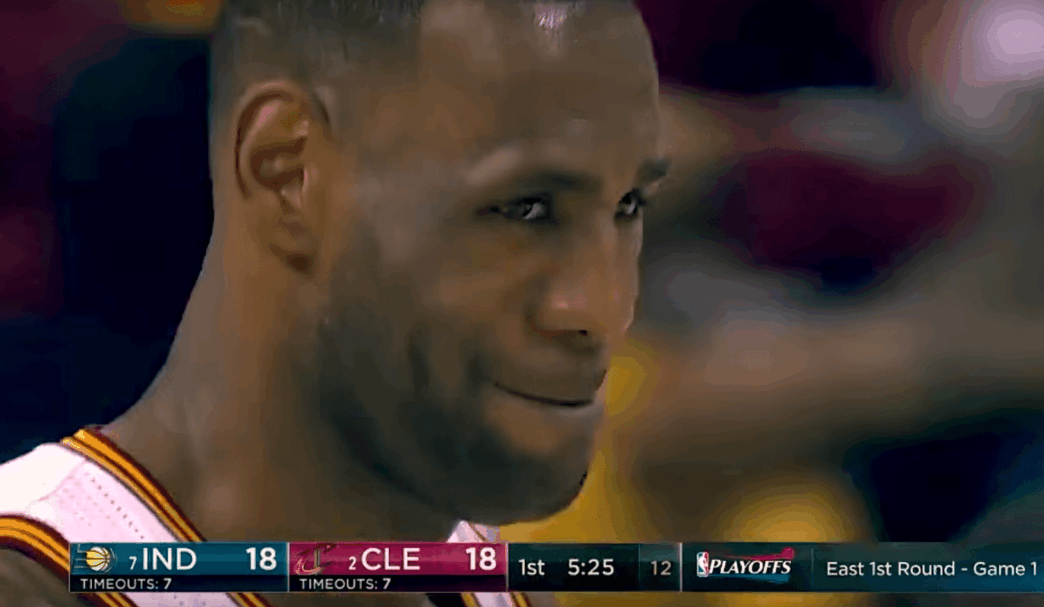 Le très gros marcher de LeBron James contre les Pacers