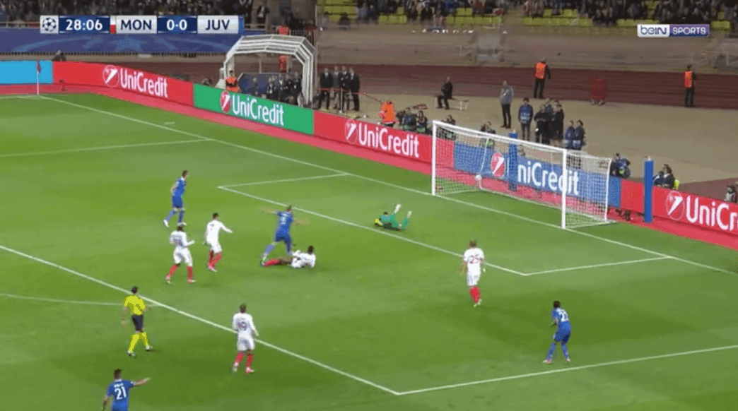 Gonzalo Higuain ouvre le score pour la Juventus Turin sur un but magnifique