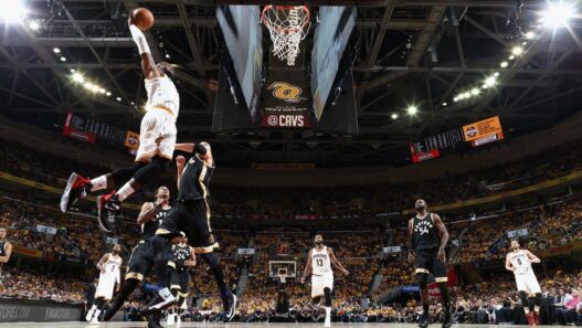 Les Cavaliers de LeBron James trop forts pour les Raptors