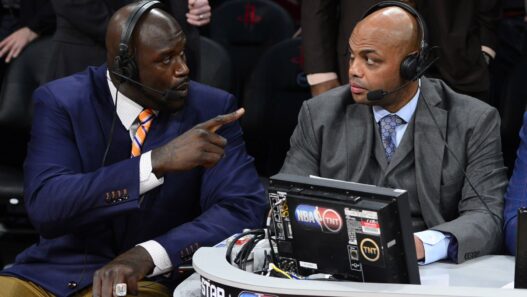 Shaquille O Neal Charles Barkley-min