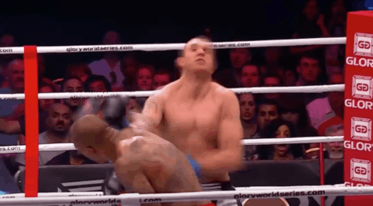 L’Apocalypse en 30 secondes entre Tyrone Spong et Michael Duut