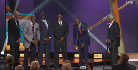 Bill Russell et son Lifetime Achievement Award - Le meilleur moment des NBA Awards