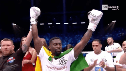 Cedric Doumbé conserve son titre de champion du monde 