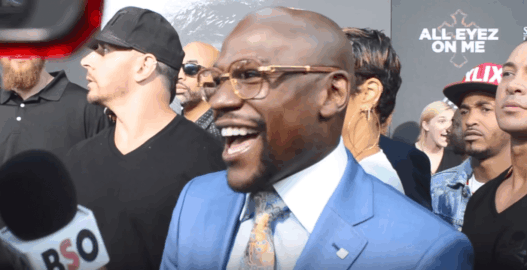 Floyd Mayweather réagit pour la première fois depuis l’annonce du combat