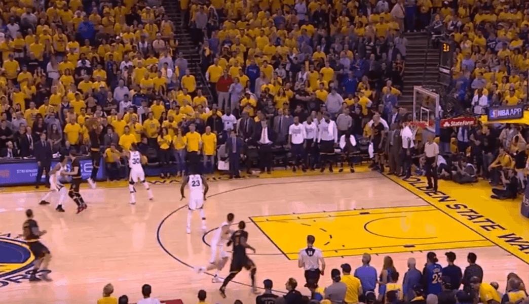 JR Smith a terminé la première mi-temps avec une bombe