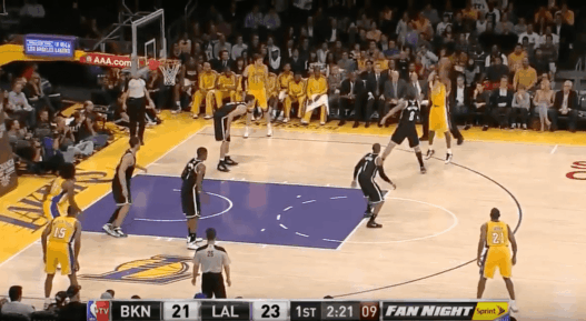 Quand Kobe Bryant refusait de sortir et enchaînait 4 tirs de suite