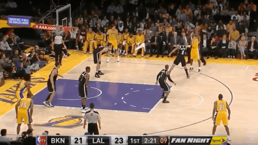 Quand Kobe Bryant refusait de sortir et enchaînait 4 tirs de suite