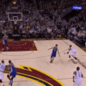 Le buzzer beater fou de Kyrie Irving à la mi-temps du Game 3