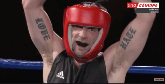 Mathieu Kassovitz réussit ses débuts en boxe