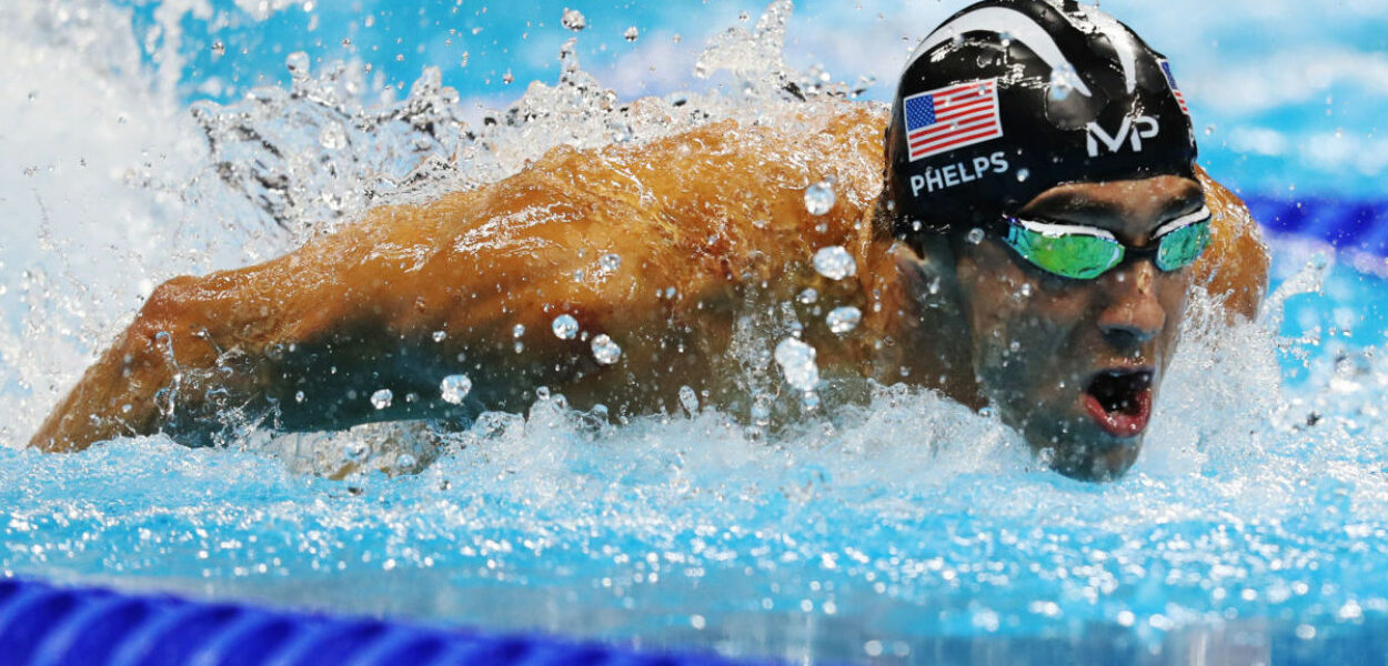 Michael Phelps va nager contre un grand requin blanc