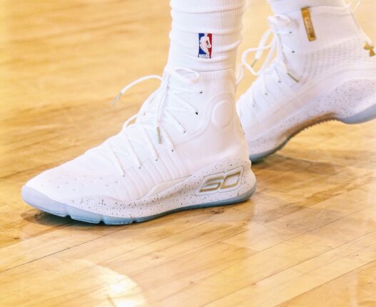Stephen Curry a présenté ses Curry 4 lors du Game 1