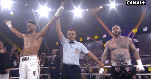 Tony Yoka l’emporte par KO au deuxième round contre Travis Clark