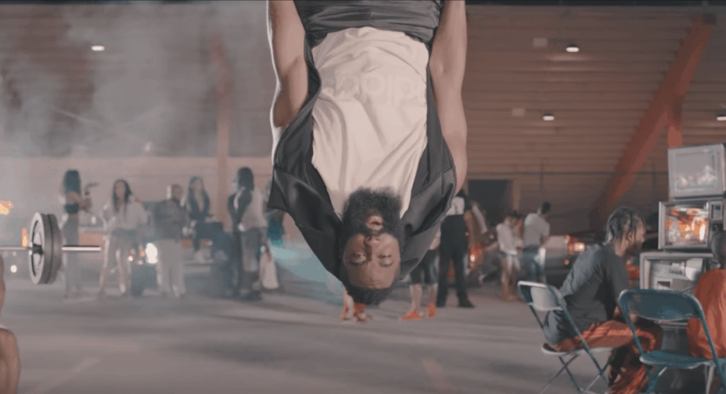 Way Back - James Harden, star du dernier clip de Travis Scott