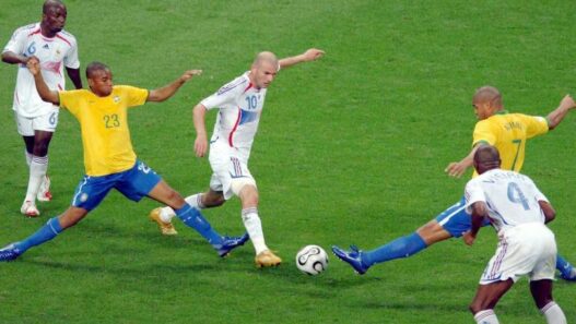 La performance gigantesque de Zinédine Zidane face au Brésil en 2006