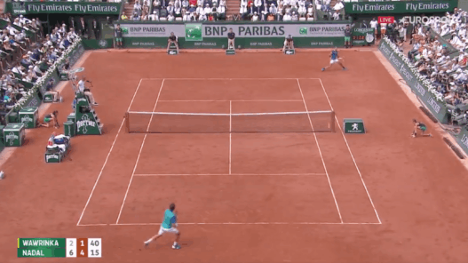 Le coup droit long de ligne monstrueux de Rafael Nadal