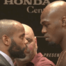 La tension monte entre Jon Jones et Daniel Cormier lors de la Conférence de Presse